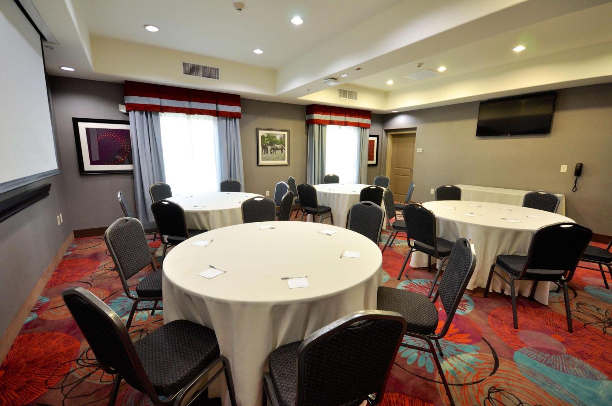 Hampton Inn And Suites Hutto Екстер'єр фото
