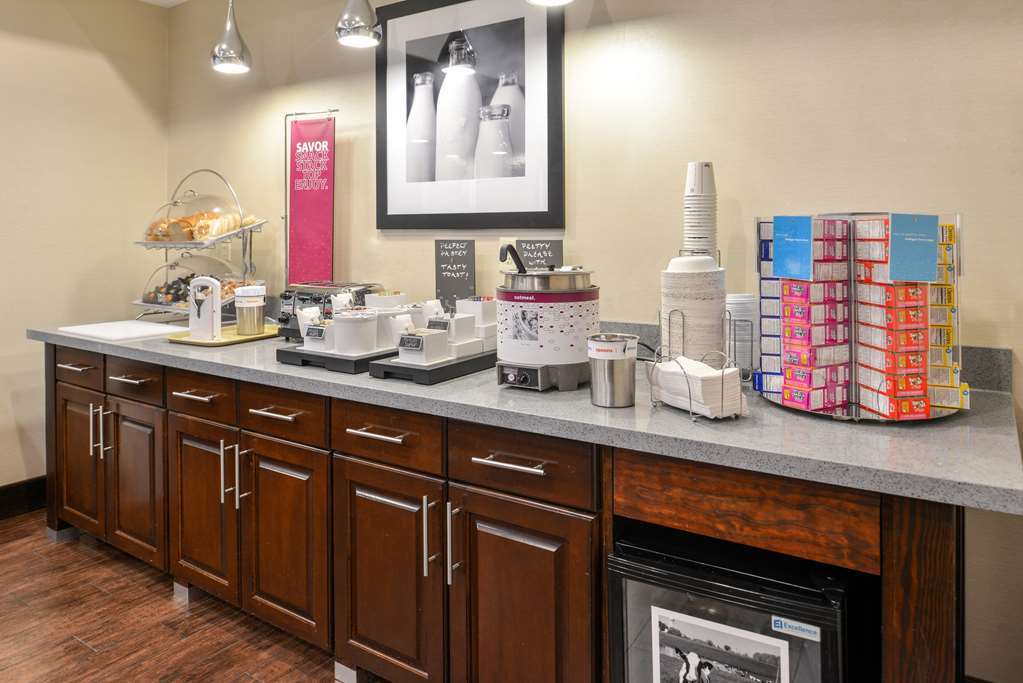 Hampton Inn And Suites Hutto Ресторан фото