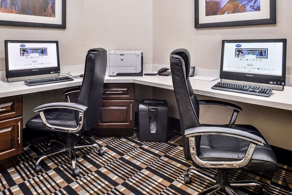 Hampton Inn And Suites Hutto Зручності фото