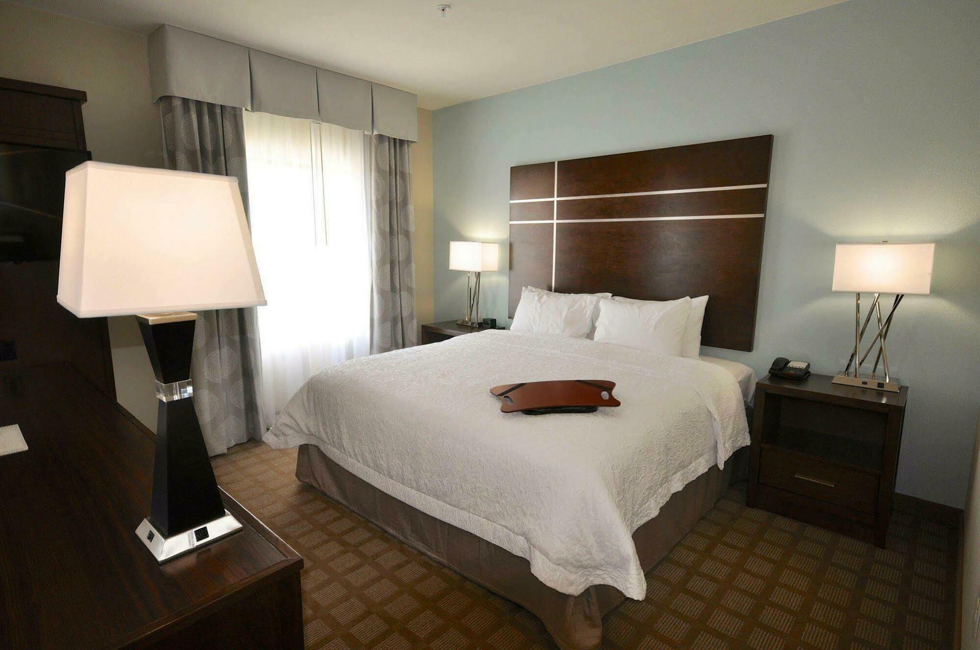 Hampton Inn And Suites Hutto Екстер'єр фото